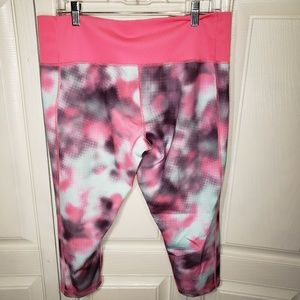 Adidas capri leggings